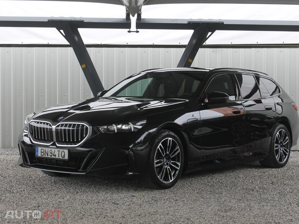 BMW 530 e Pack Desportivo M