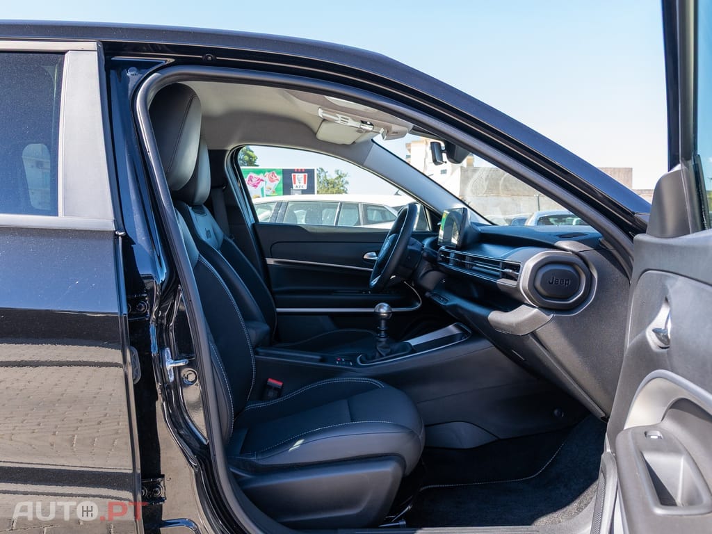 Jeep Avenger 1.2 GSE T3 Altitude