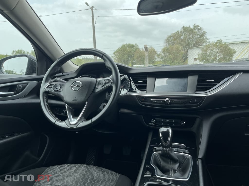 Opel Insignia 1.6 CDTi Selective