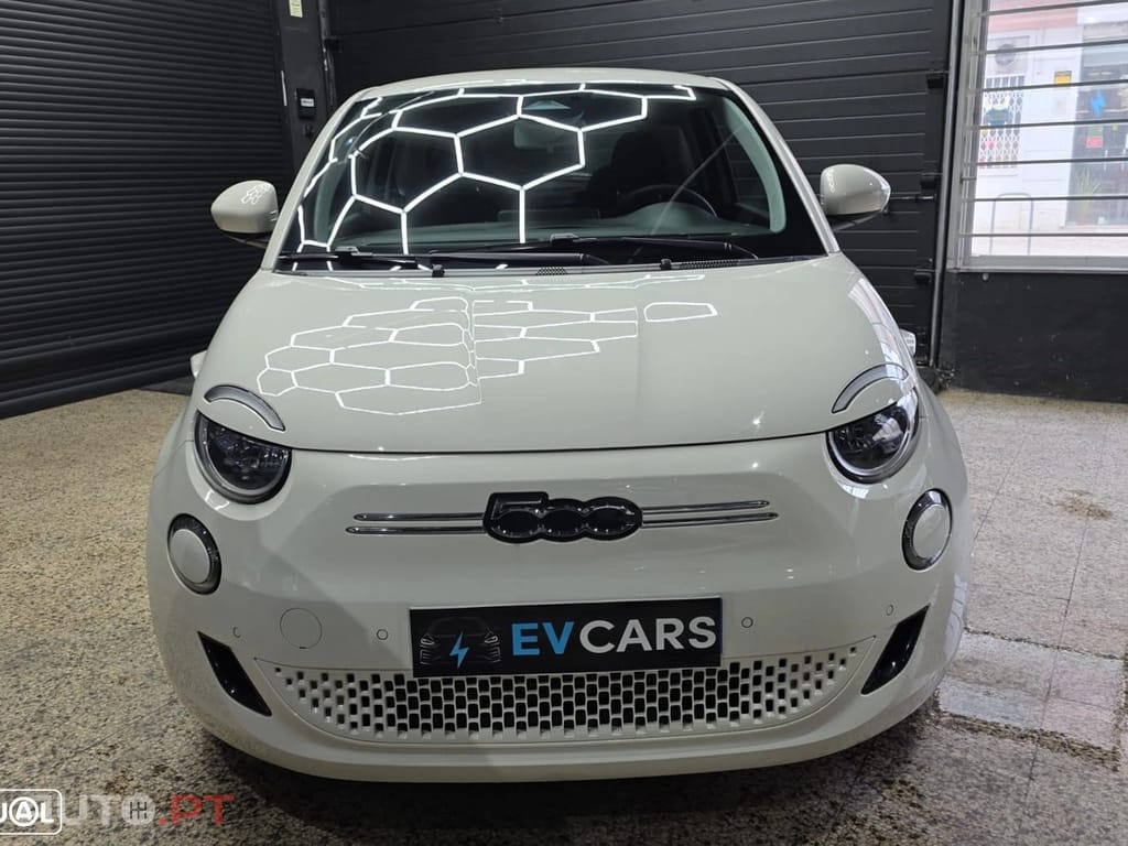 Fiat 500e 42 kWh Icon