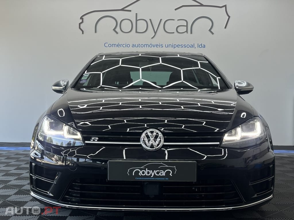 Volkswagen Golf 2.0 TSI R DSG