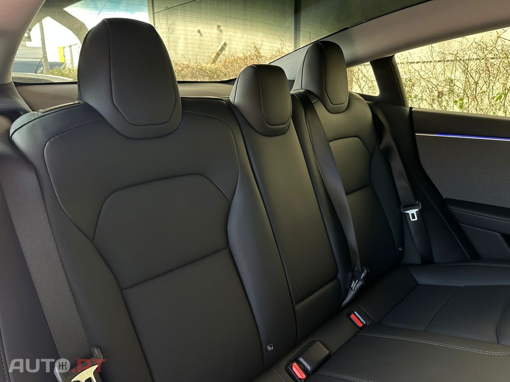 Tesla Model 3 Tração Traseira Premium