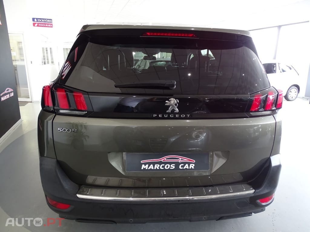 Peugeot 5008 1.5 BlueHDi Allure