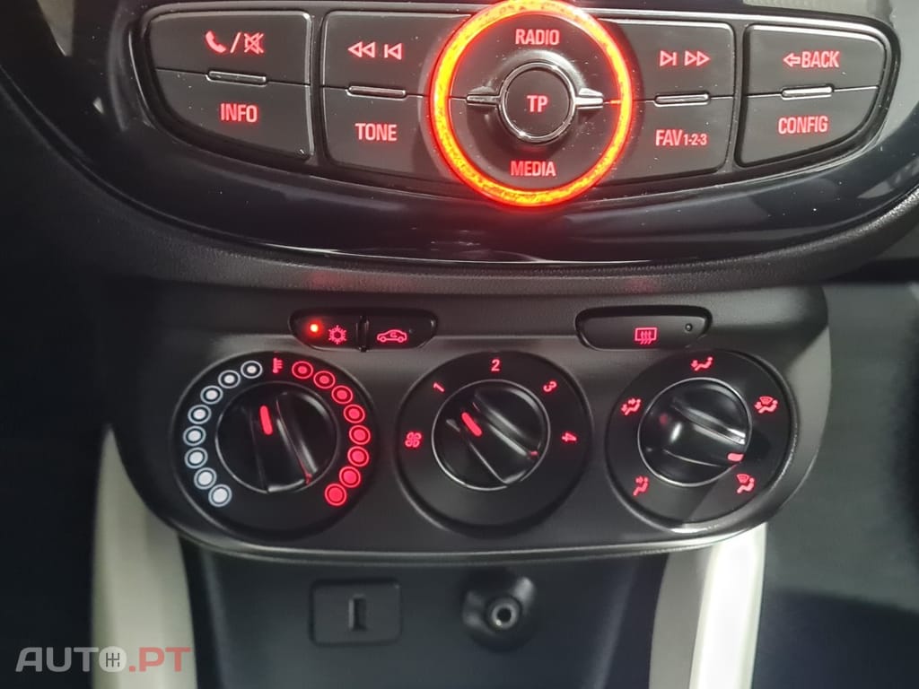 Opel Adam 1.2 Glam