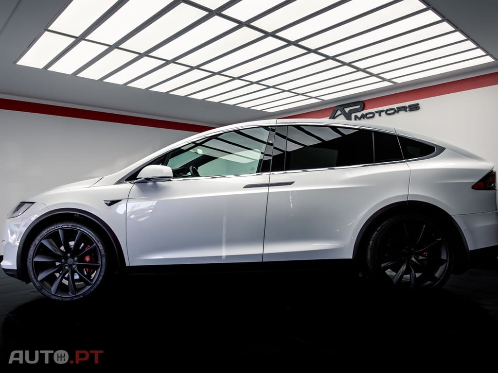 Tesla Model X P100D