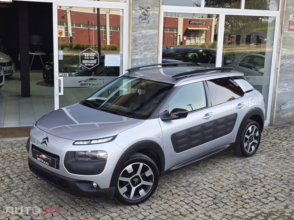 Citroen C4 Cactus 1.2 PureTech Shine