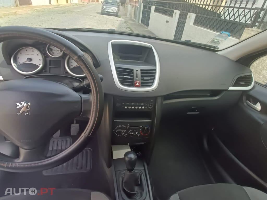 Peugeot 207 SW 70 kW (95 cv)