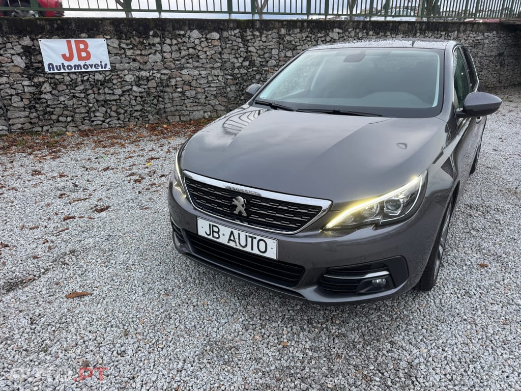 Peugeot 308 PureTech 110 Stop & Start Allure