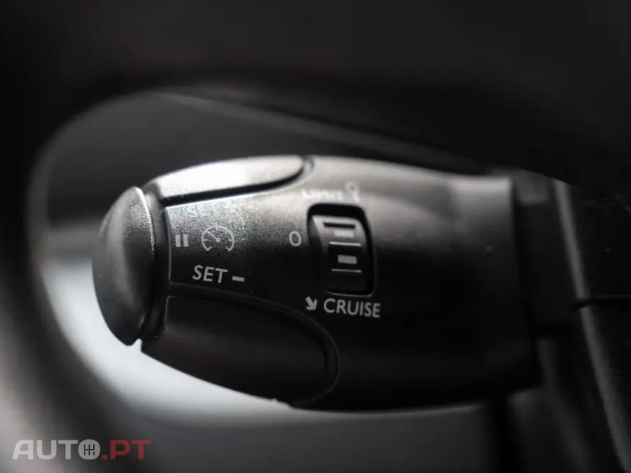 Peugeot Traveller 1.5 BlueHDi L2H1 Active Standard