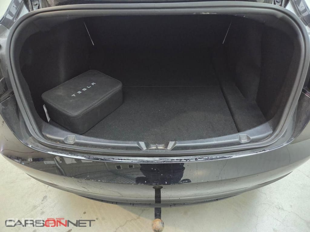 Tesla Model 3 Long Range Dual Motor AWD 75 kWh