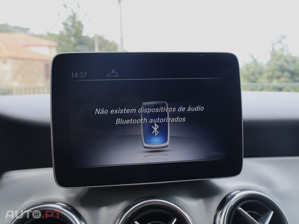 Mercedes-Benz GLA 180 d AMG Line