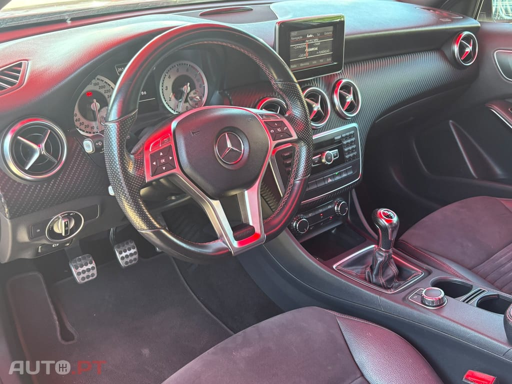Mercedes-Benz A 180 BlueEfficiency Amg Line
