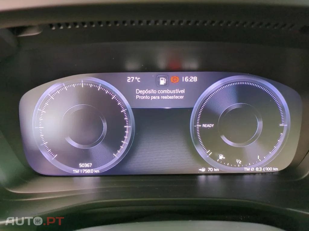 Volvo XC40 1.5 T4 PHEV Plus Dark