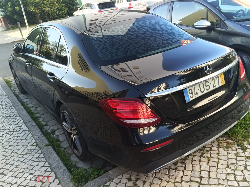 Mercedes-Benz E 220 AMG