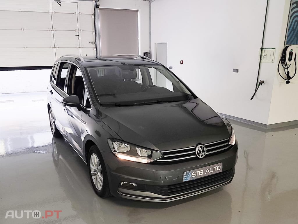 Volkswagen Touran 1.6 TDI Highline