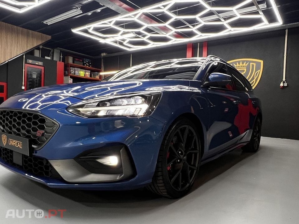 Ford Focus SW 2.3 EcoBoost S&S ST