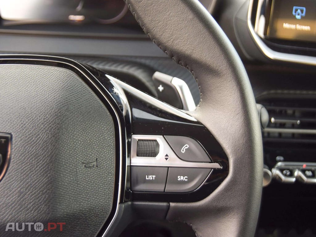 Peugeot 208 1.2 Hybrid Allure e-DCS6