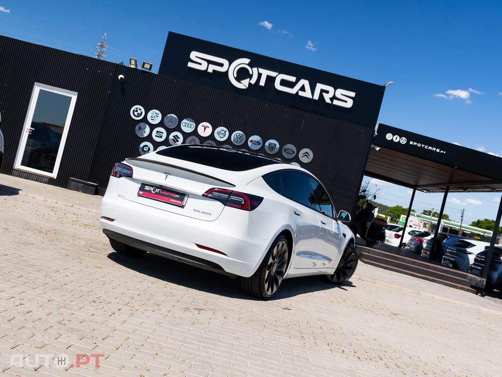 Tesla Model 3 Performance Dual Motor AWD