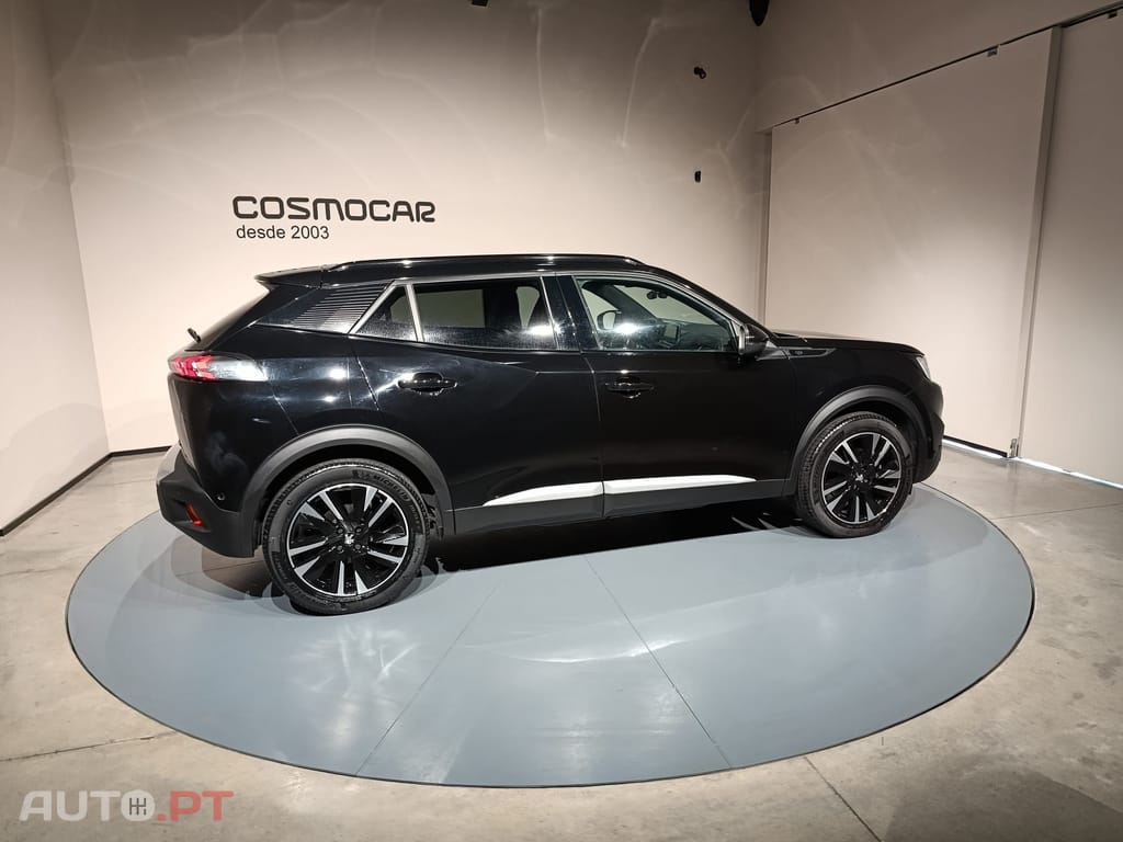 Peugeot e-2008 GT PACK — fotografia 10
