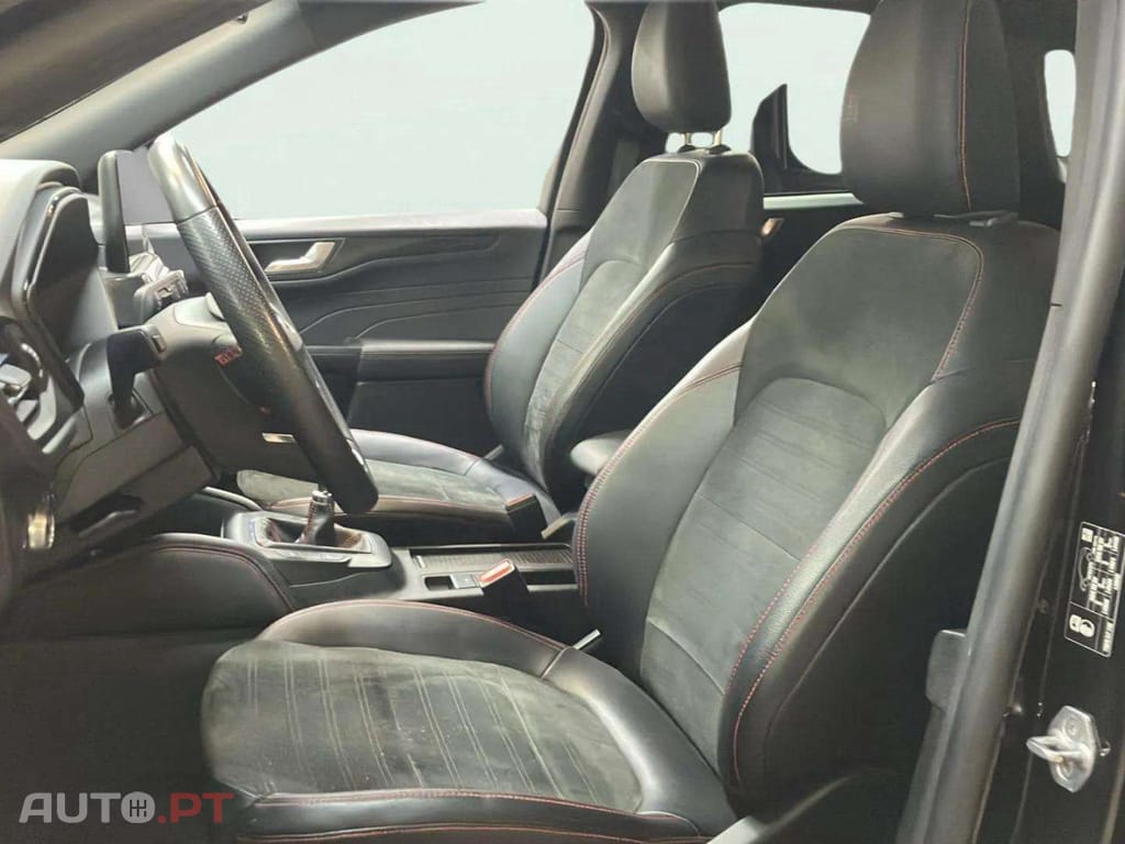 Ford Kuga 1.5 EcoBoost ST-Line