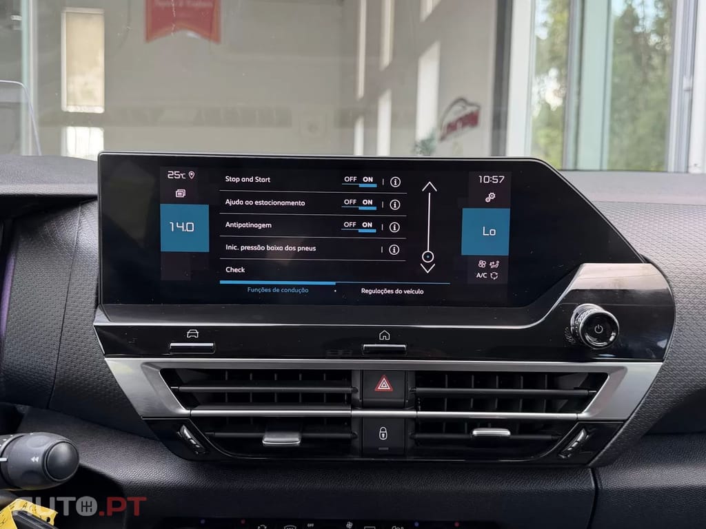 Citroën C4 1.5 BlueHDi Feel Pack — fotografia 25
