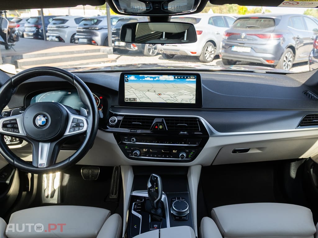 BMW 520 d Pack Desportivo M Auto