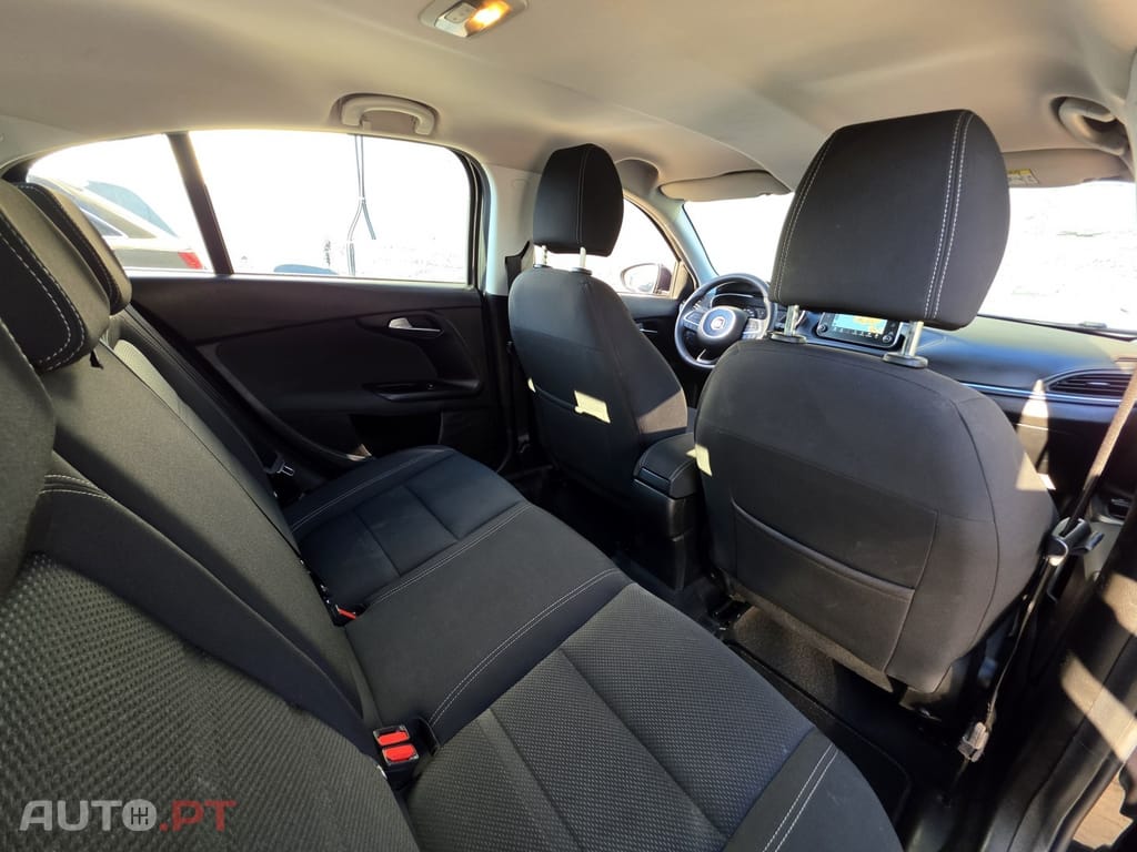 Fiat Tipo 1.3 M-Jet Lounge Tech J17