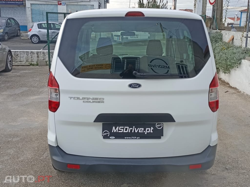 Ford Tourneo 1.5 TDCi Ambiente