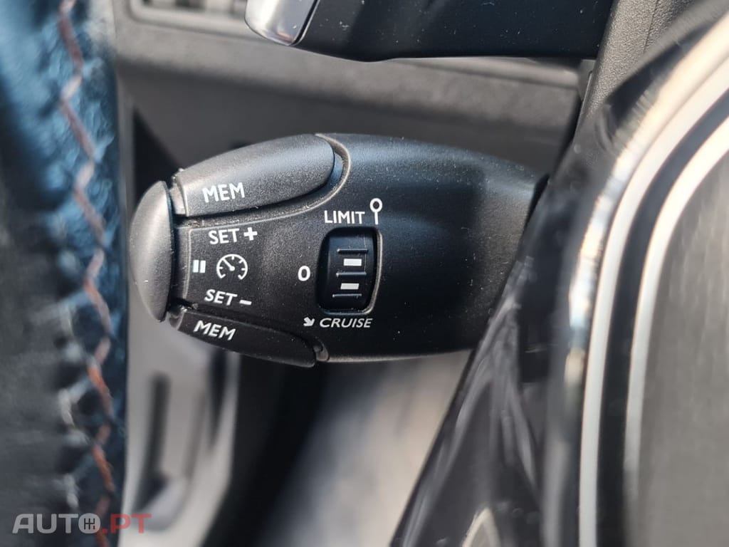 Peugeot 3008 1.6 BlueHDi Active