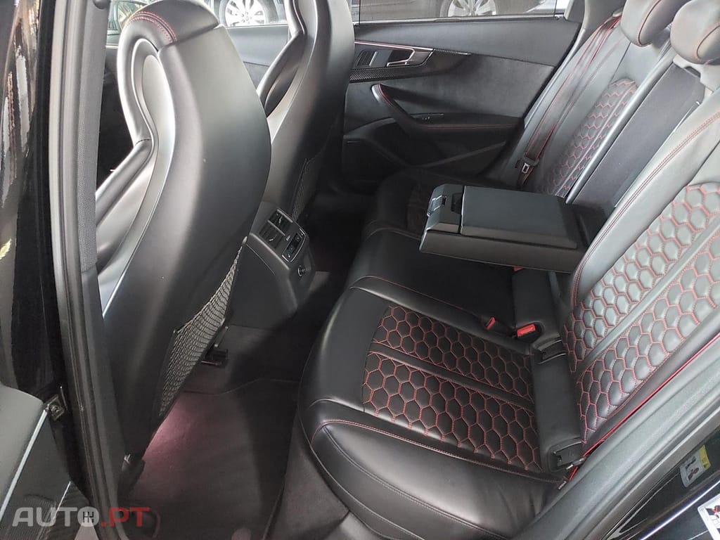 Audi RS4 2.9 TSI quattro Tiptronic