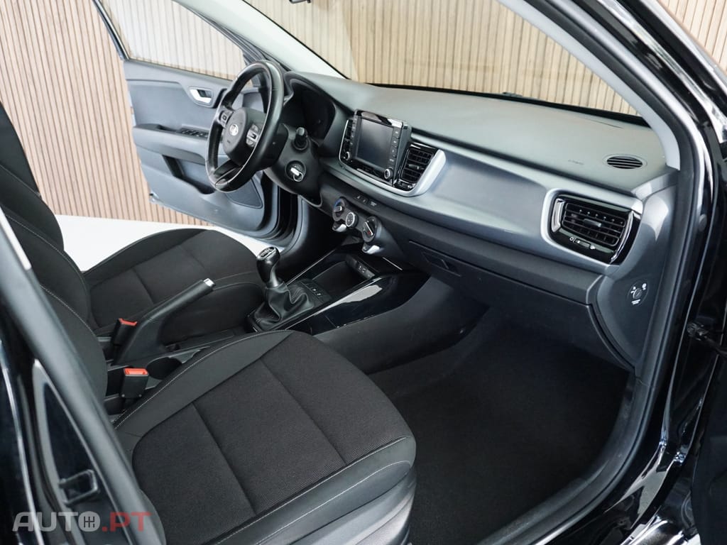 Kia Rio 1.0 T-GDI 100 Dream-Team Edition