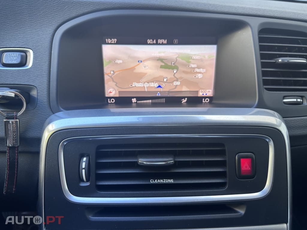 Volvo V60 2.0 D3 Pro Geartronic — fotografia 18