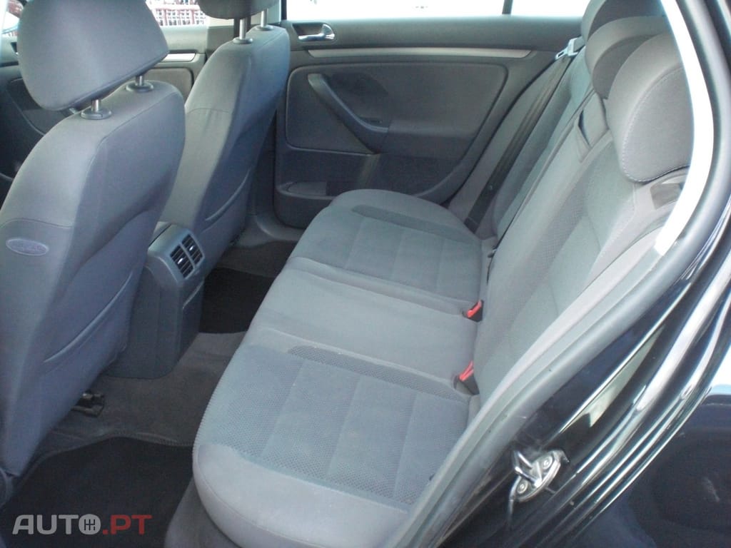 Volkswagen Golf 1.4 FSi Confortline