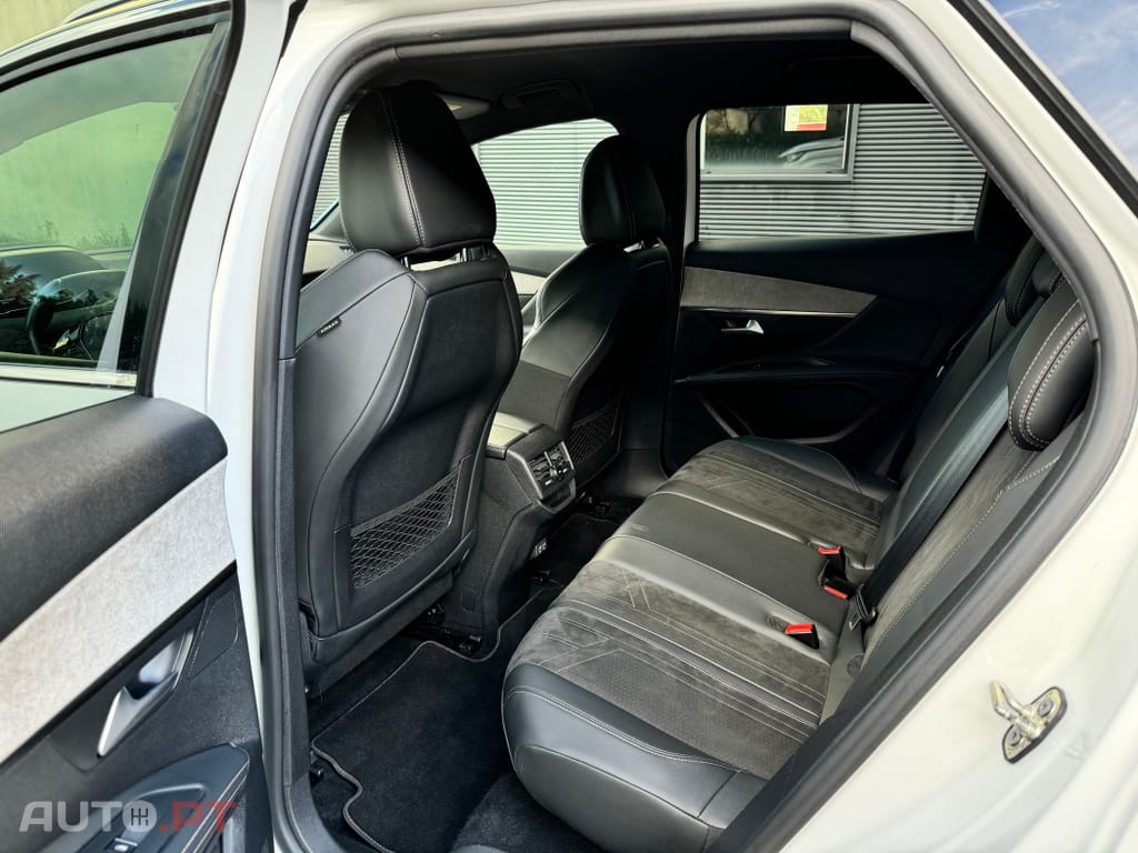Peugeot 3008 1.5 BlueHDi GT EAT8