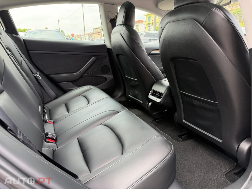 Tesla Model 3 Long Range Tração Integral Premium