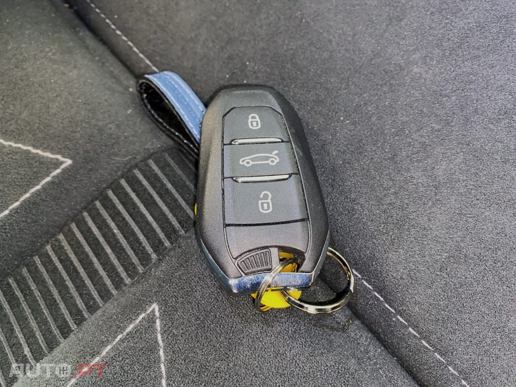 Opel Astra 1.2 T Hybrid GS eDCT