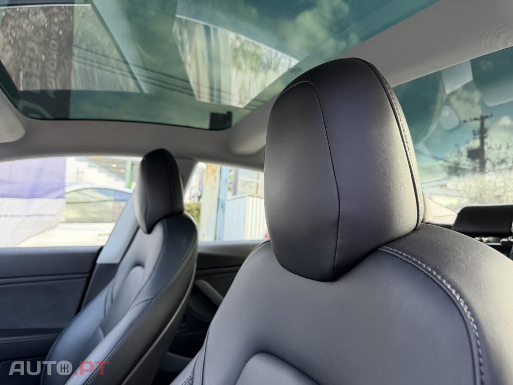 Tesla Model 3 Long-Range Dual Motor AWD