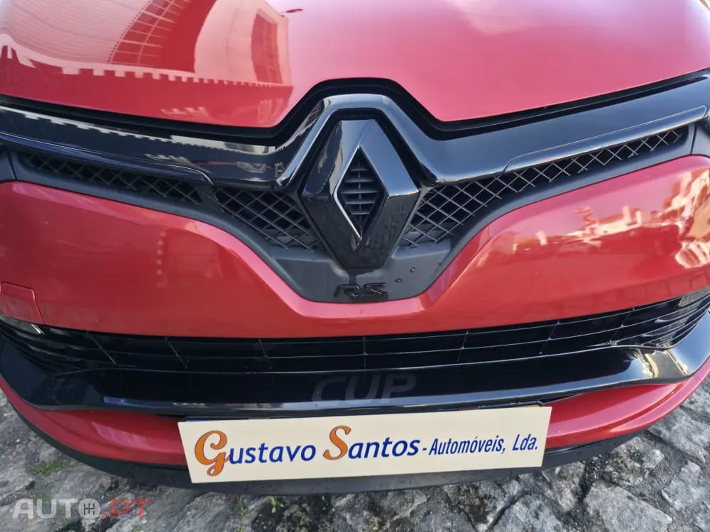 Renault Clio 1.6 T RS EDC