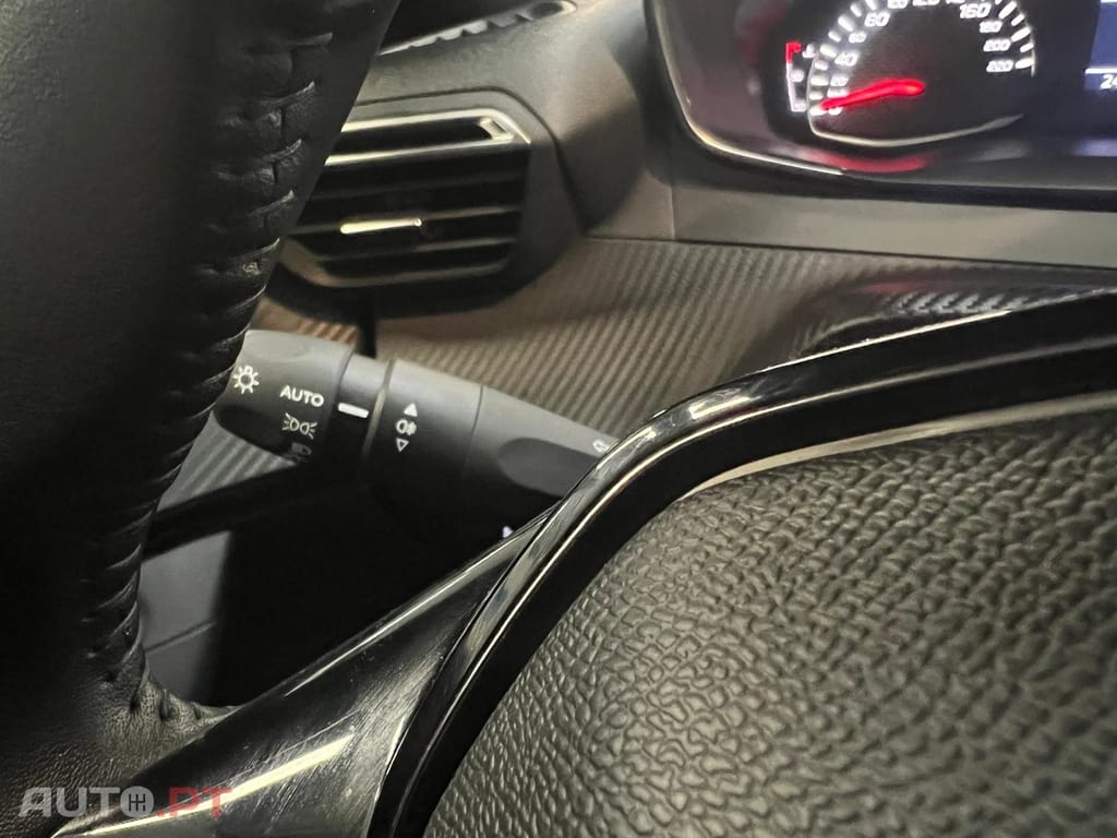 Peugeot 2008 1.2 Style