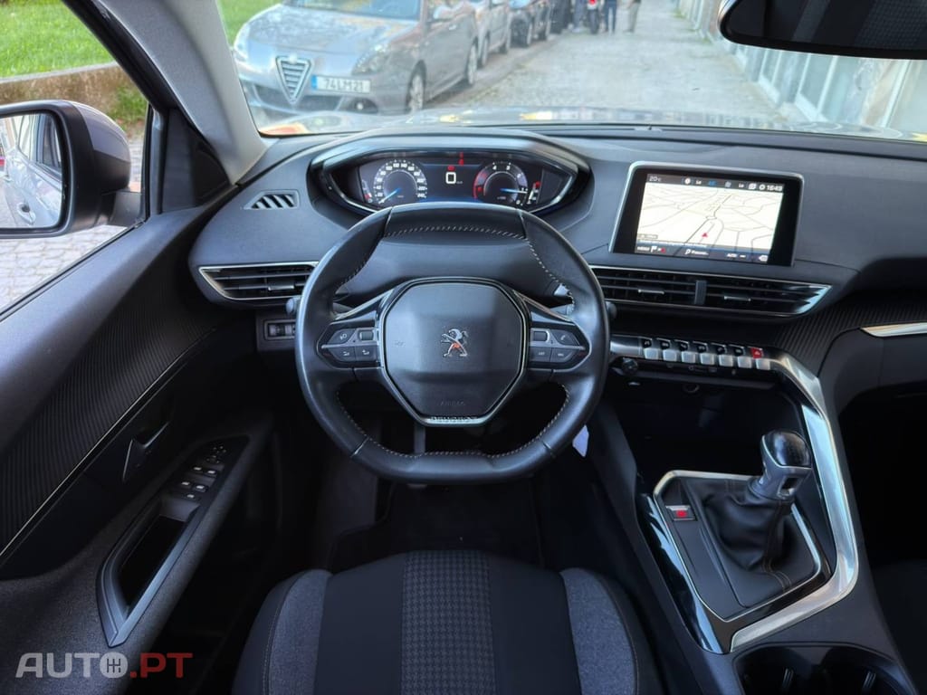 Peugeot 3008 1.5 BlueHDi Active