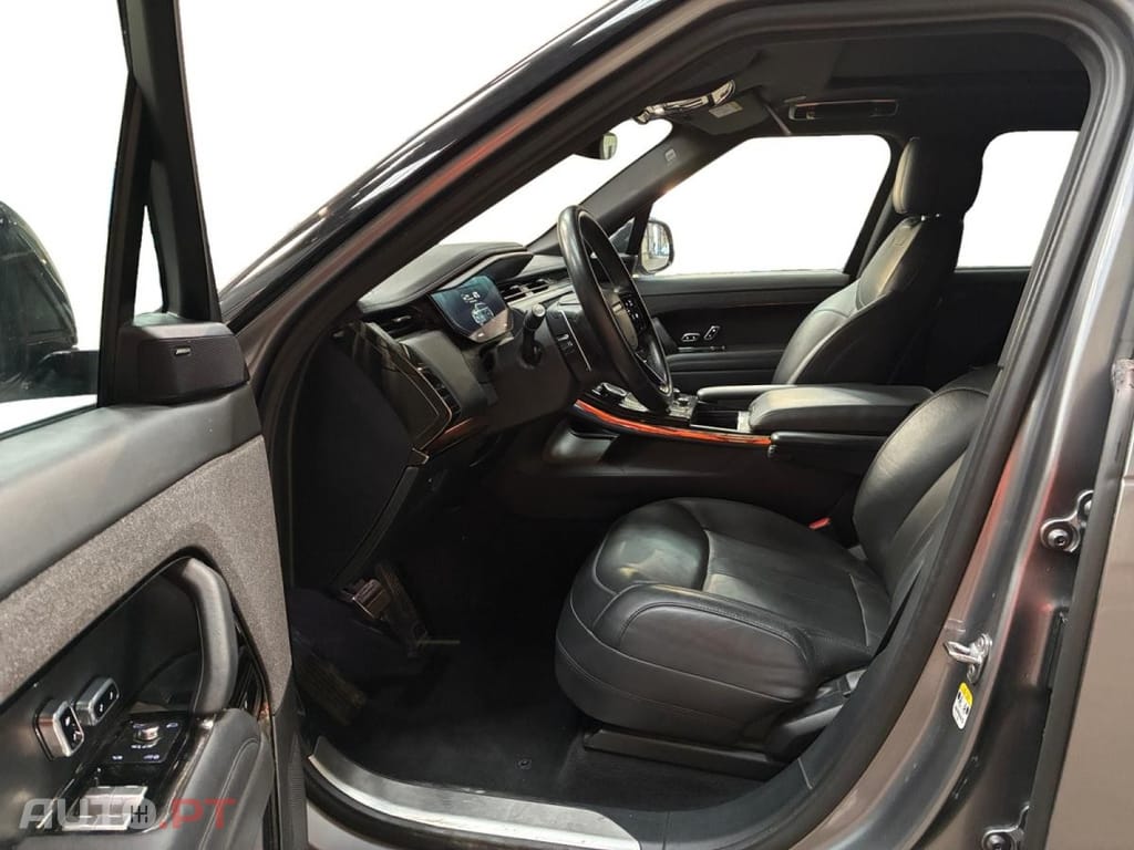 Land Rover Range Rover Sport 3.0 P440e Dynamic SE