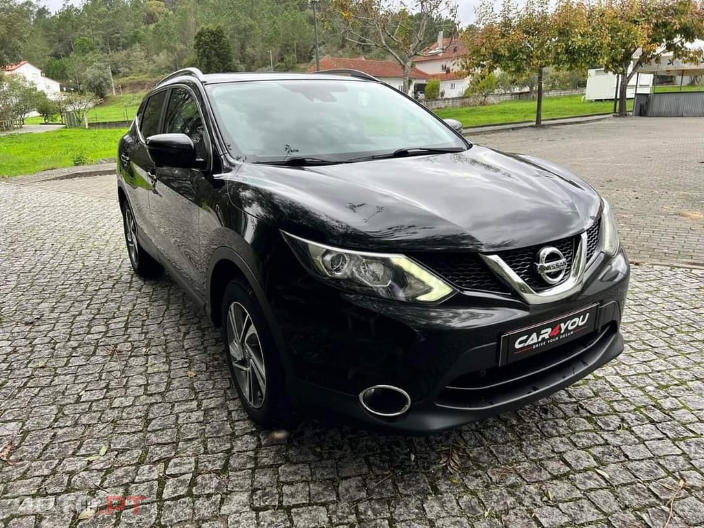Nissan Qashqai 1.5 dCi Tekna Premium Pele