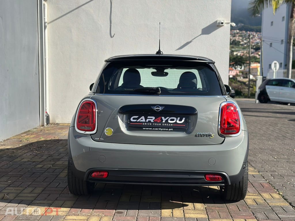 MINI Electric Cooper SE Mini Electric Collection 2021