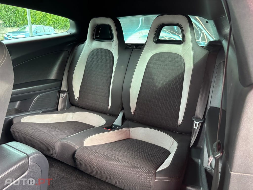 Volkswagen Scirocco 2.0 TDi R-Line