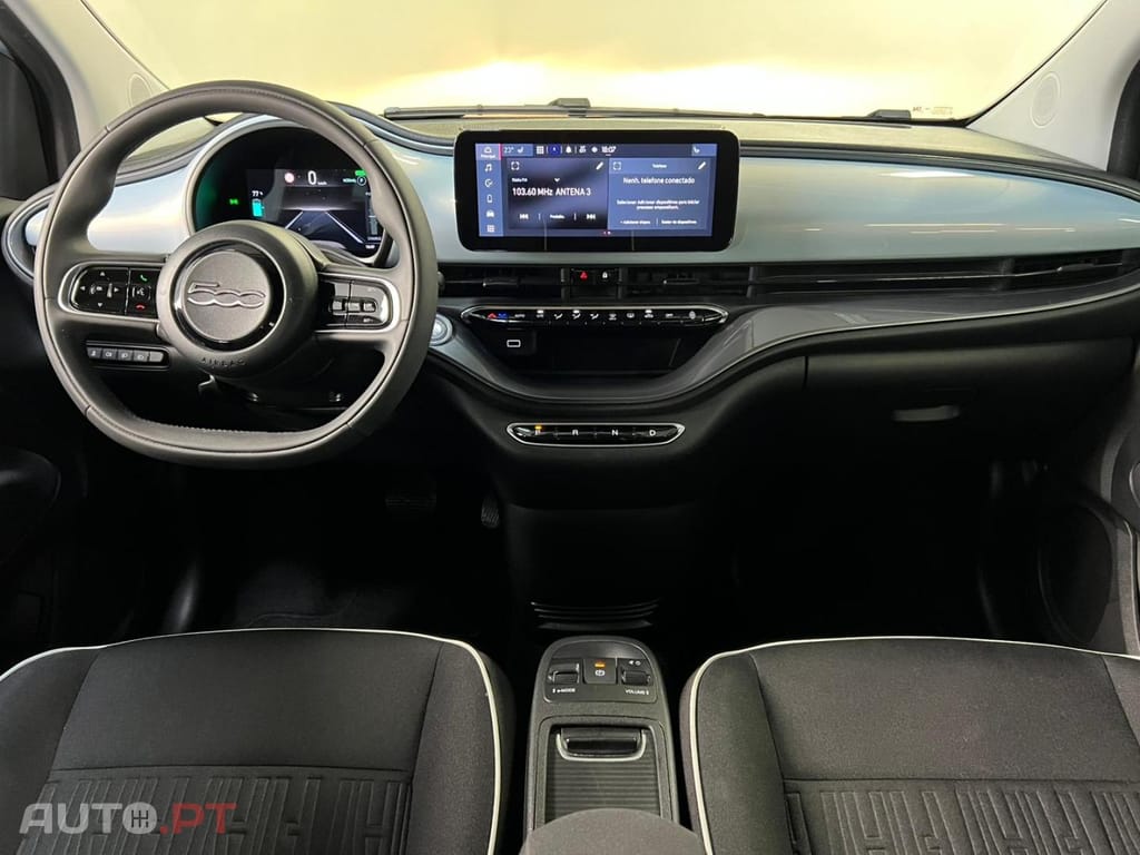 Fiat 500e Elétrico 70kW 95cv