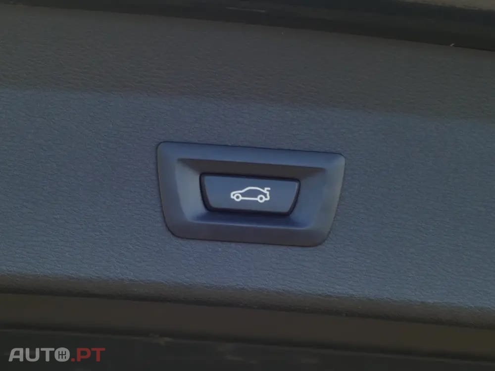 BMW X1 16 d sDrive — fotografia 10