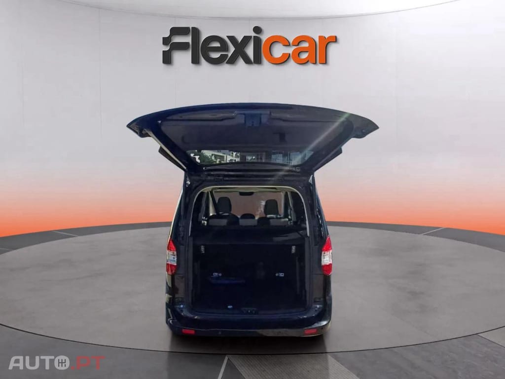 Ford Tourneo 1.0 EcoBoost Titanium