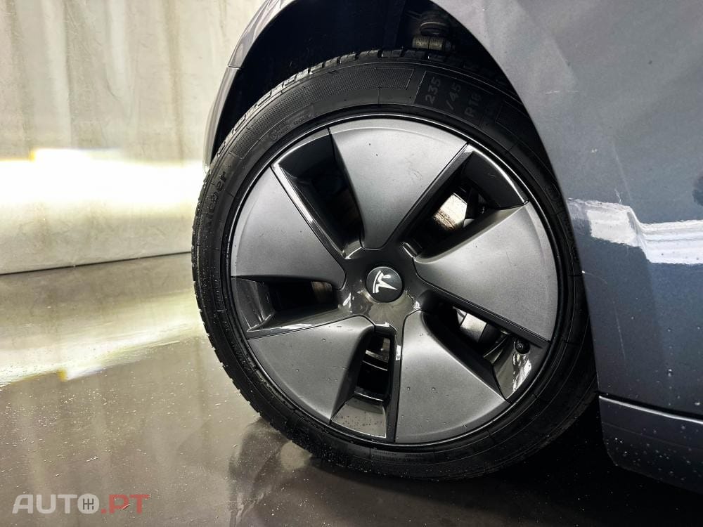 Tesla Model 3 Long Range AWD Dual Motor