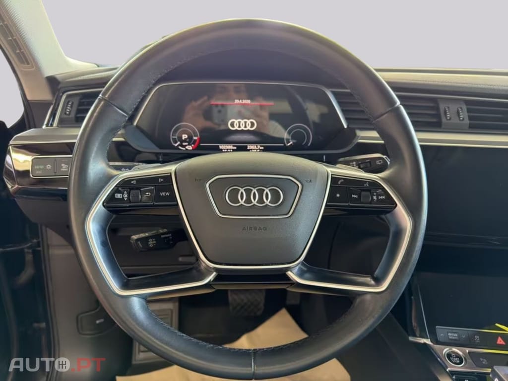 Audi E-Tron 50 Quattro I.V.A DEDUTIVEL