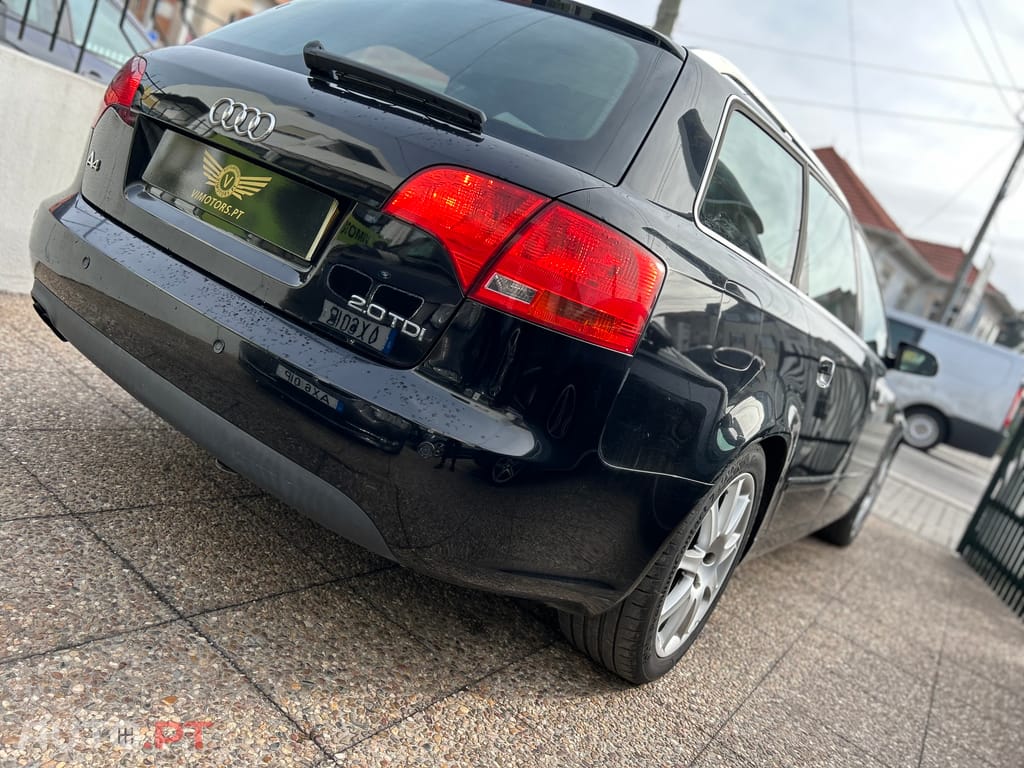 Audi A4 Avant 2.0 TDI S-LINE MULTI.